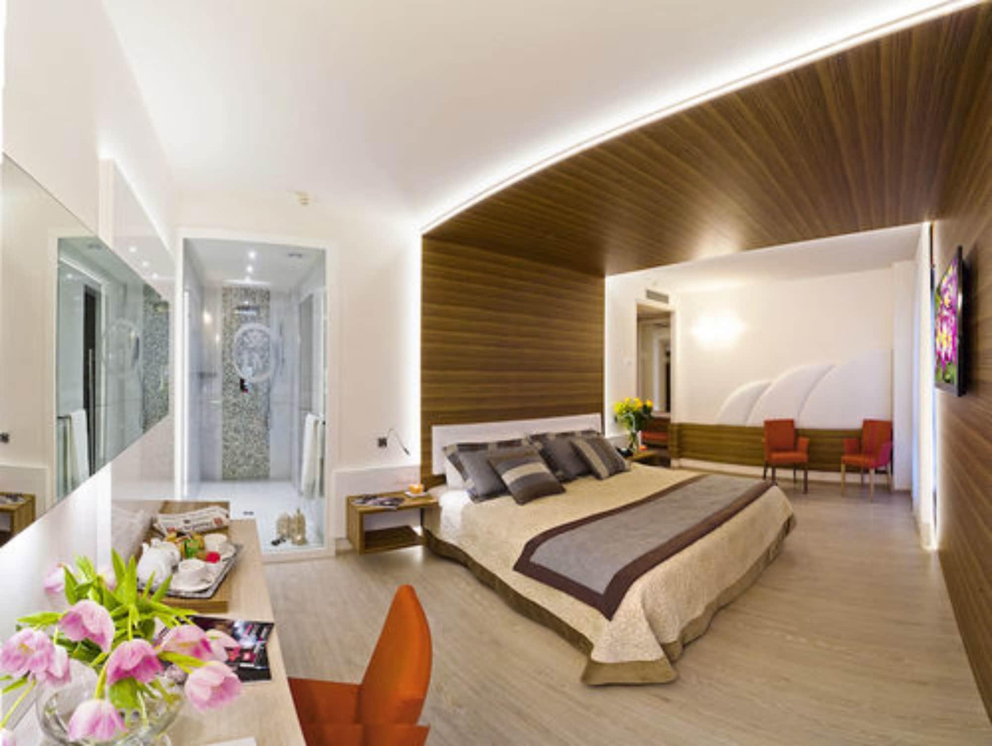 ויצ'נצה Hotel Victoria מראה חיצוני תמונה