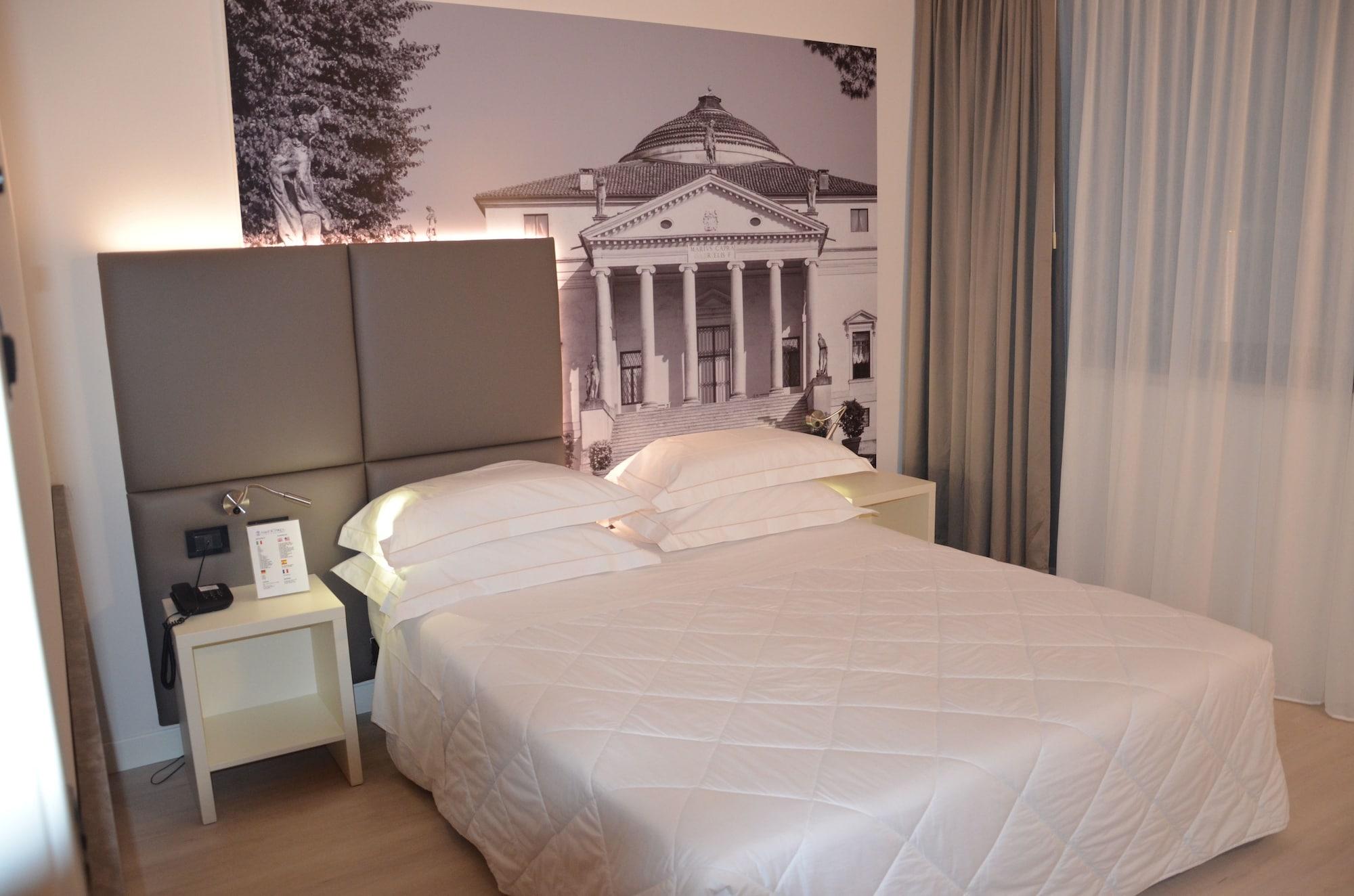 ויצ'נצה Hotel Victoria מראה חיצוני תמונה