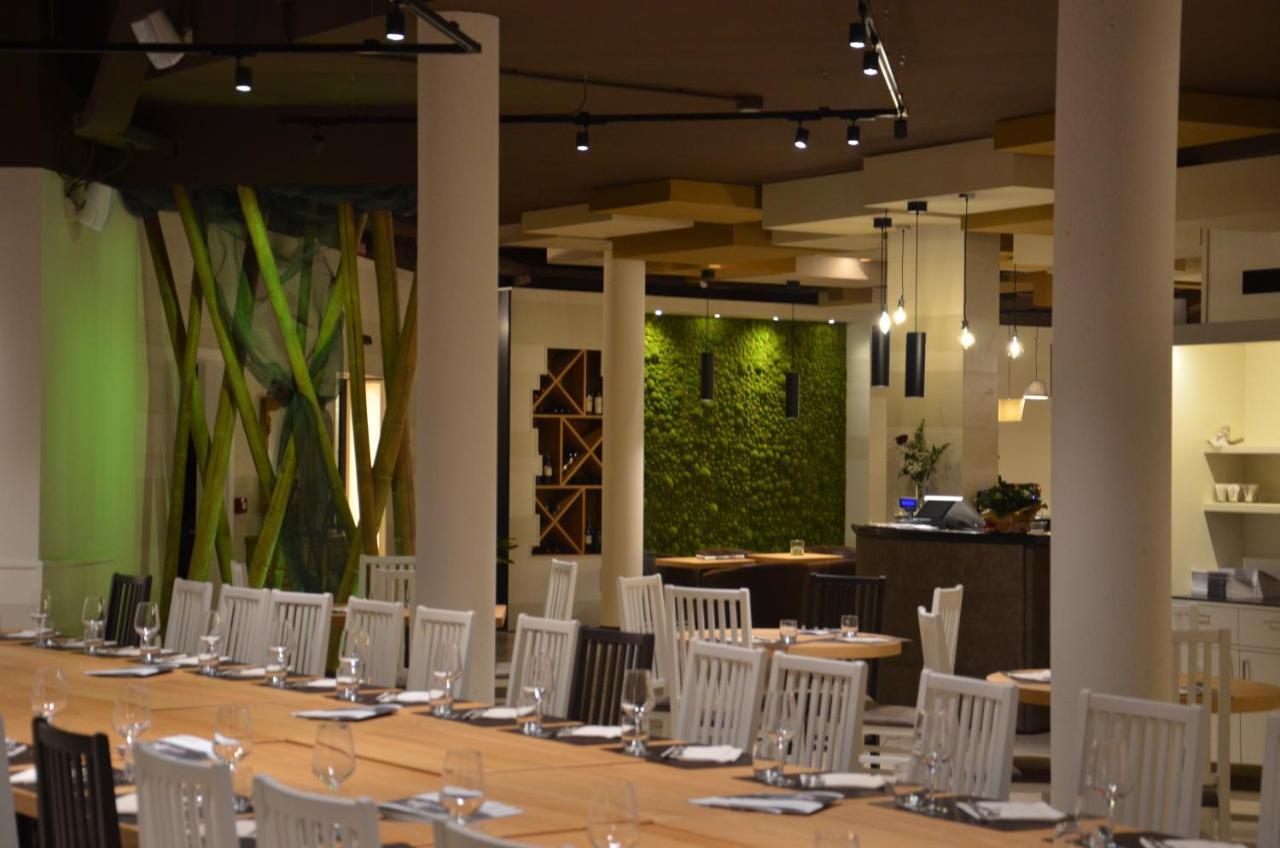 ויצ'נצה Hotel Victoria מראה חיצוני תמונה
